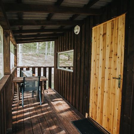 Hôtel Livranda Camping Houses à Saunags Extérieur photo